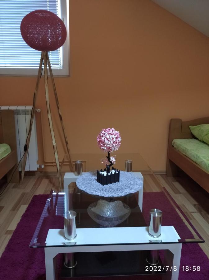 Buric Rooms Niksic Ngoại thất bức ảnh