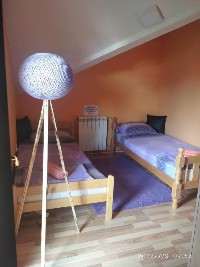 Buric Rooms Niksic Ngoại thất bức ảnh