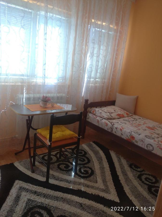 Buric Rooms Niksic Ngoại thất bức ảnh