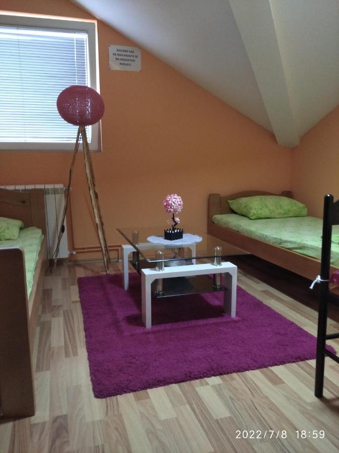 Buric Rooms Niksic Ngoại thất bức ảnh